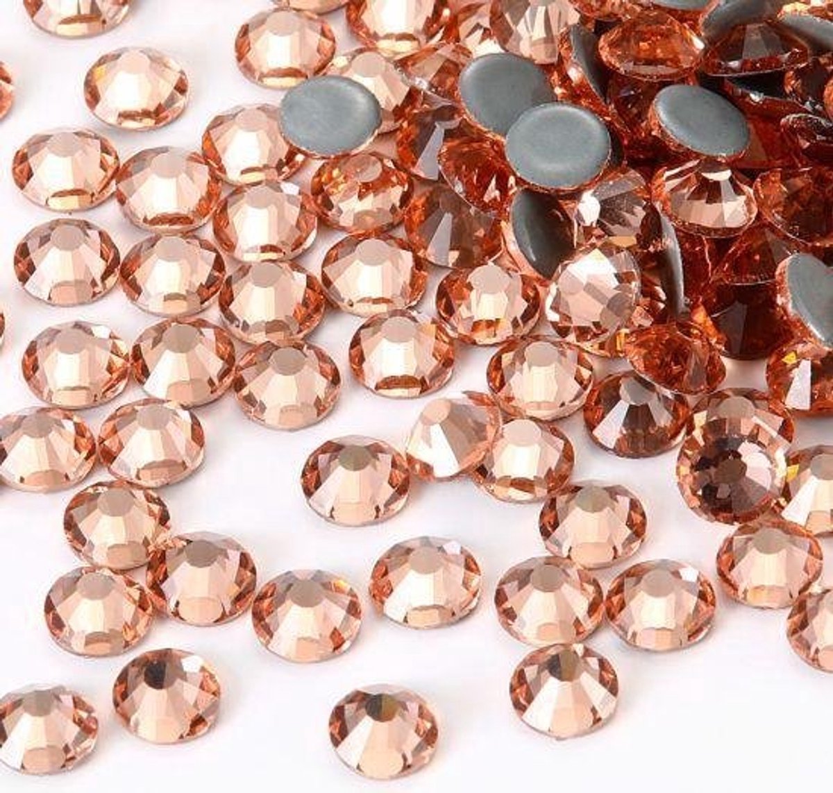 Strass steentjes Rhinestone AAA hotfix Light Peach SS10