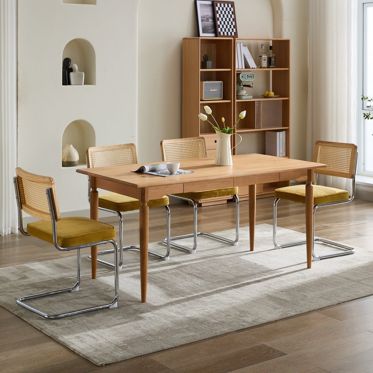 MEUNIQ eetkamerstoel set van 2 velvet met rotan rugleuning en cantilever metalen onderstel 59 x 47 x 81 cm voor eetkamer of keuken goud Golden