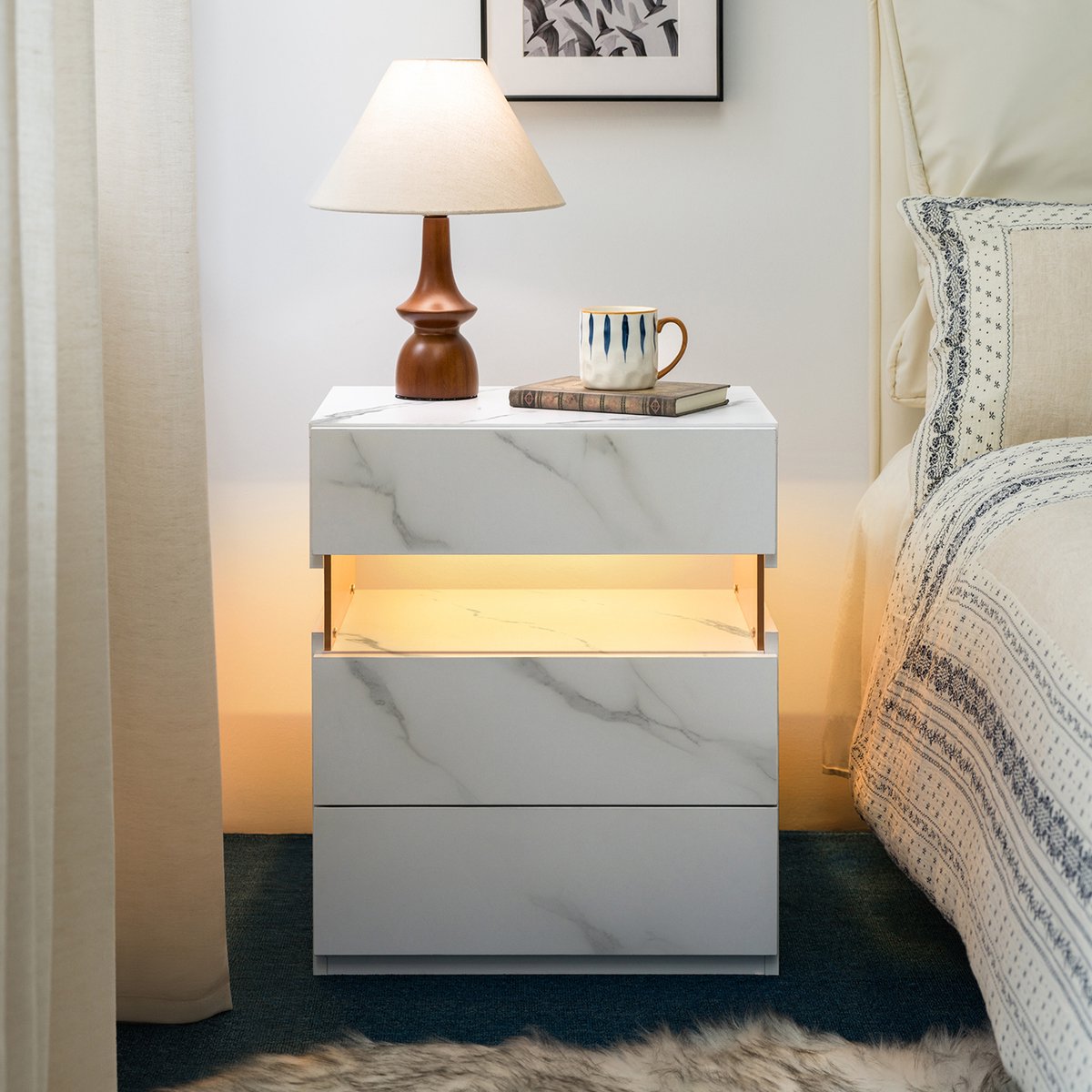 LED Nachtkastje 3 Laden 48x38x61 cm - Bedside Tafel Met RGB LED Verlichting En Acrylplaat - Wit Marmerlook
