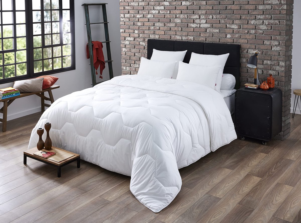 SnelShoppen - DODO Dekbed 240 x 260 cm, Wit, Bescherming tegen Mijt, Anti-allergisch, Luxe Katoen, Ideaal voor Slaapkamer en Gastenverblijf