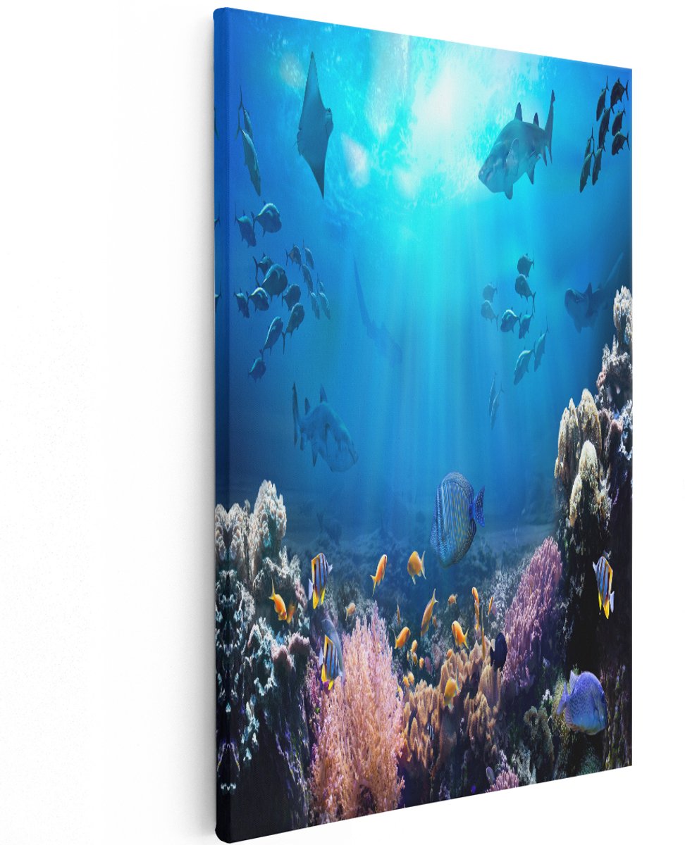 Artaza Canvas Schilderij Vissen met Haaien in de Oceaan met Koraalrif - 120x180 cm - Groot - Wanddecoratie Woonkamer - Schilderijen - Muurdecoratie