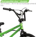 Close-up van de groene kinder BMX fiets: zwart stuntstuur met 730 mm breedte en 180 mm rise.