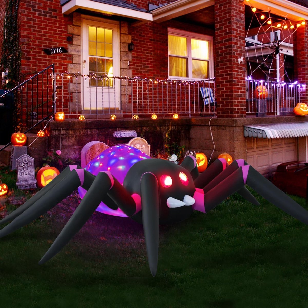 Opblaasbare Halloweendecoratie - Paarse Spin met LED Verlichting