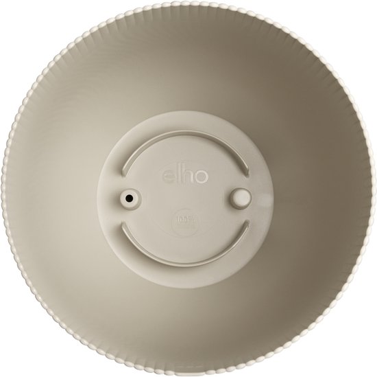 Bovenaanzicht van een beige bloempot met een gedraaid ribbelpatroon, met een elho logo en '100% recycled' aanduiding.