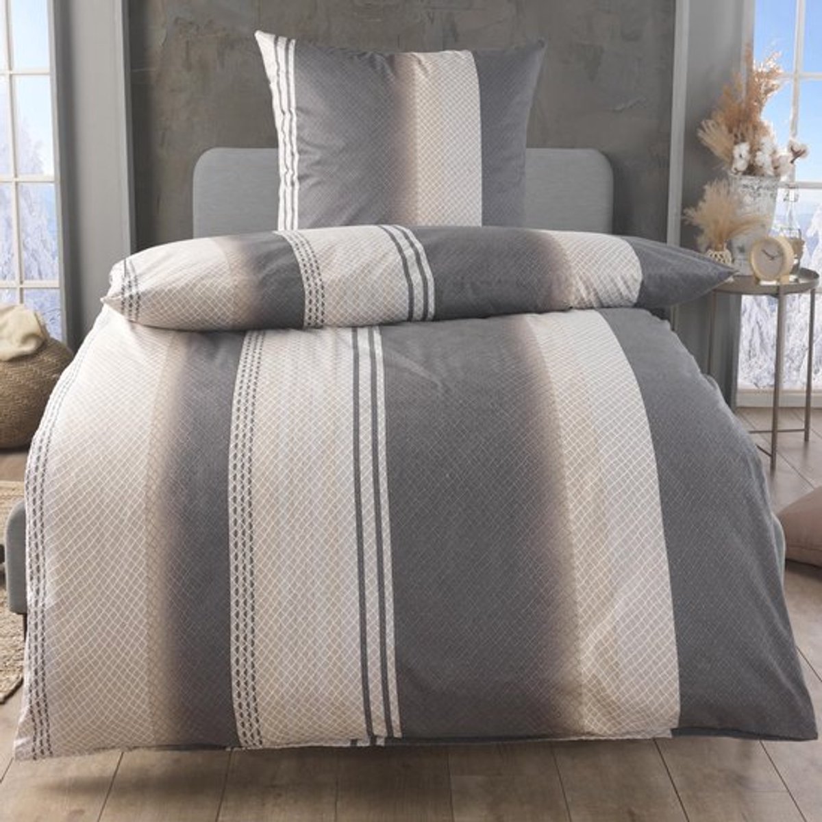 Beddengoed 4-delig - Flanellen Dekbedovertrek 155 x 220 cm - Kussensloop 80 x 80 cm - Strijkvrij - Ademend - Öko-Tex 100 gecertificeerd