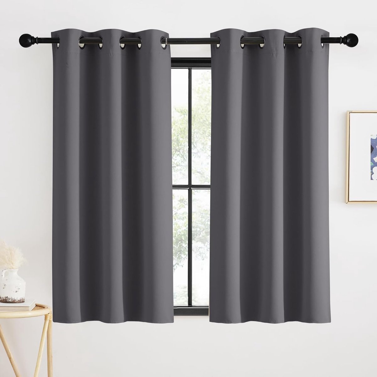 Gordijnen Kant en Klaar Kort, Verduisterende Gordijnen met Lussen, Warmte-en Koude-Isolerende Thermische,Geschikt voor Woonkamer Slaapkamer,90B x 120H cm (2 Panelen),Grijs