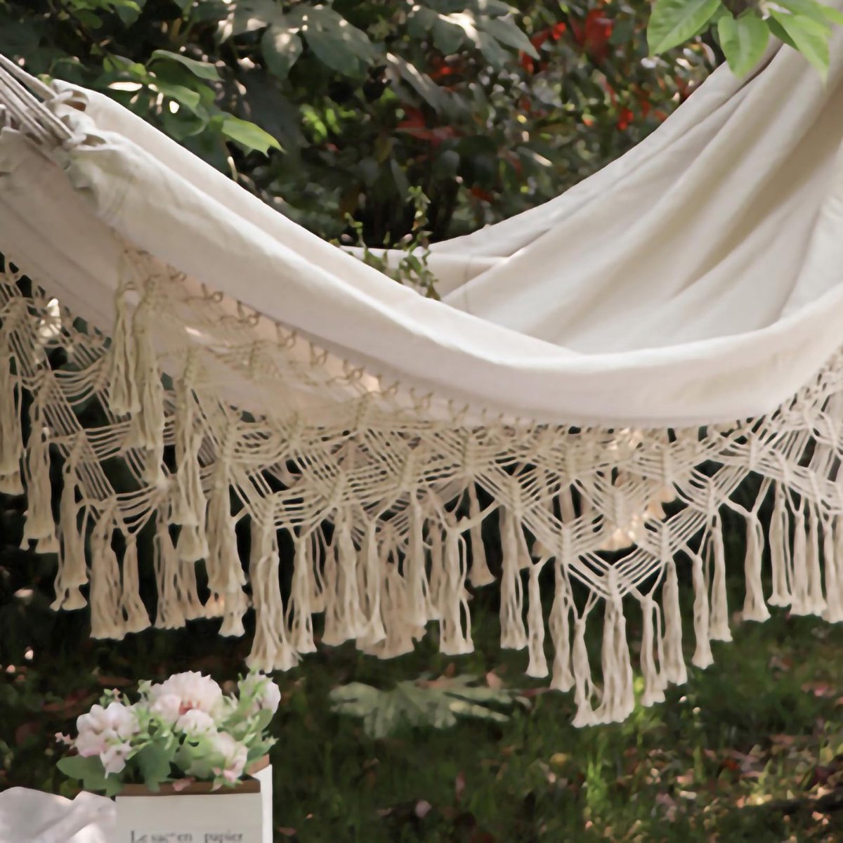 Hangmat, Katoenen Canvas Draagbare Hangmat 78,7 X 59,1 in met Kwastjesontwerp 2 Bindtouwen Opbergtas voor Volwassenen Kamperen Achtertuin Patio Binnen Buiten Gebruik (Beige)