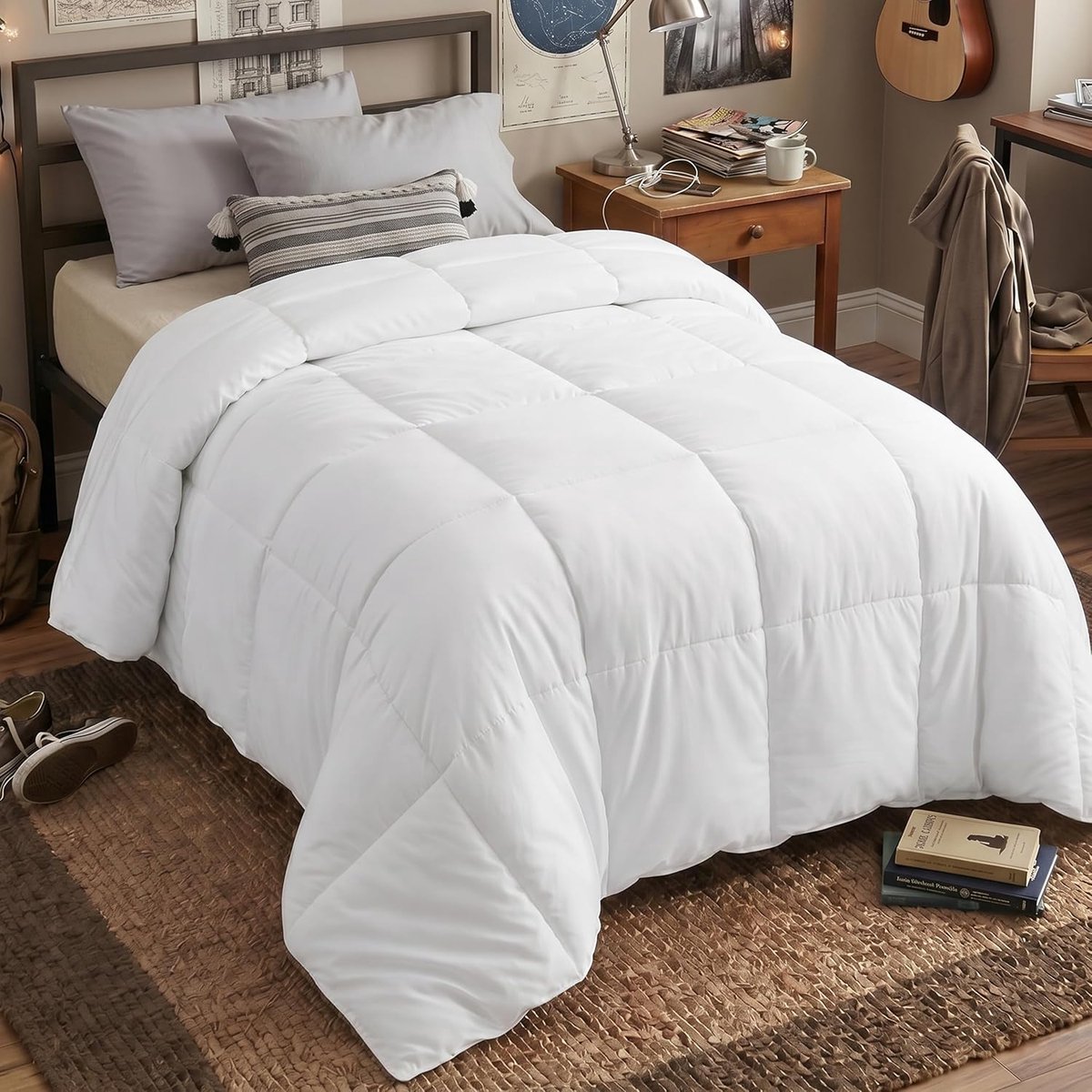 Bedding Comforter Duvet Insert, Quilted Comforter with Corner Tabs, Box Stitched Down Alternative Comforters Twin XL Size (White)