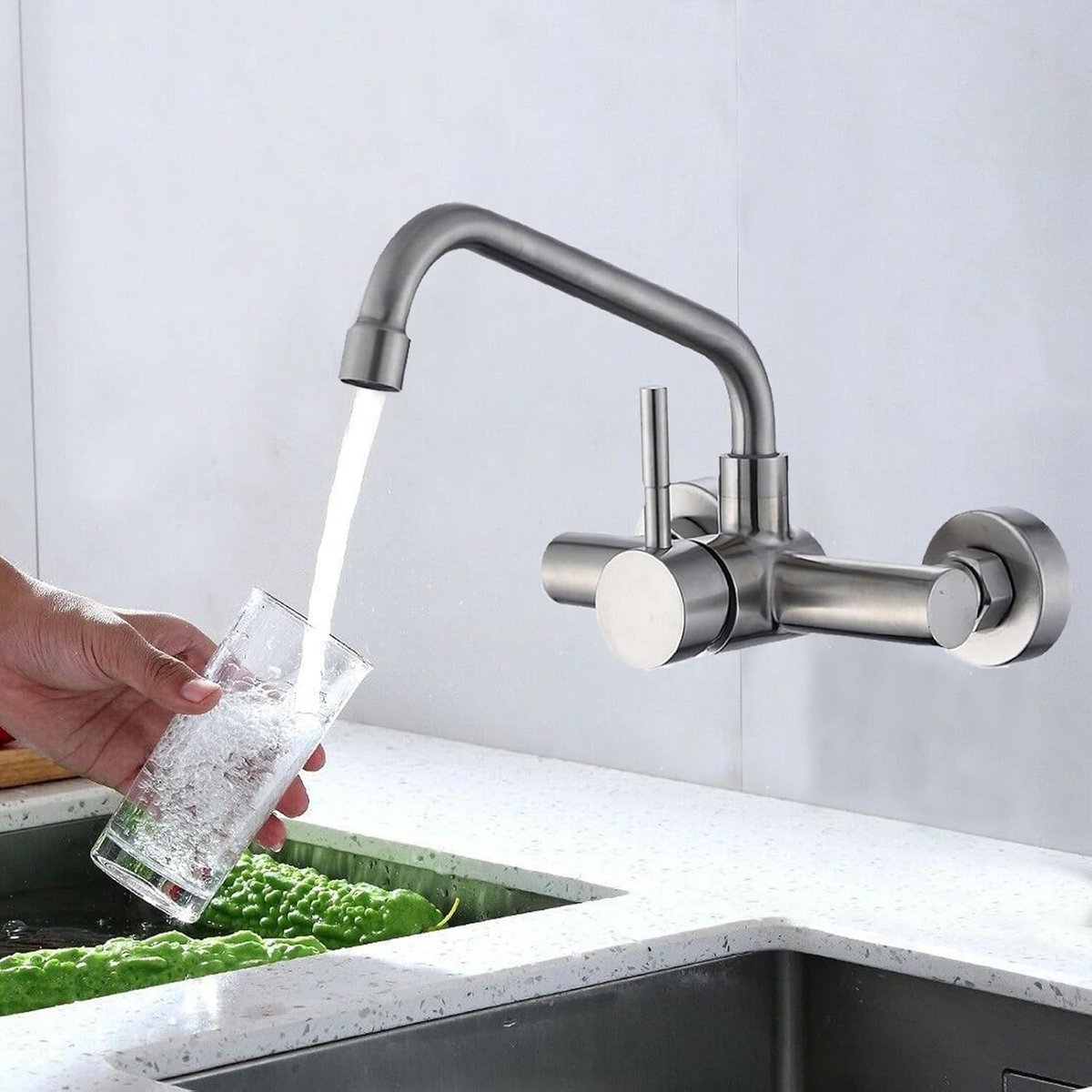 SnelShoppen - Keuken Mengkraan Wandmontage RVS Waterkraan 360° Draaiend, Koud en Warm Enkelvoudige Hendel Mengkraan voor Keuken, Wandkraan 15 cm