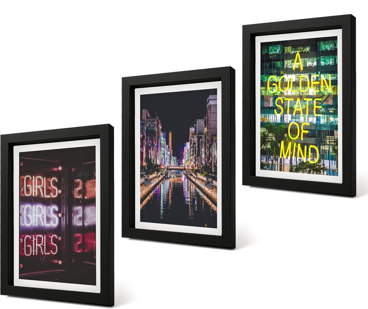 Coloray 4-Delige Schilderij Set - Neonreclames van de stad 's nachts met uitzicht op de rivier. - 20 x 30 cm - Wanddecoratie - Moderne Interieurdecoratie - Muurdecoratie