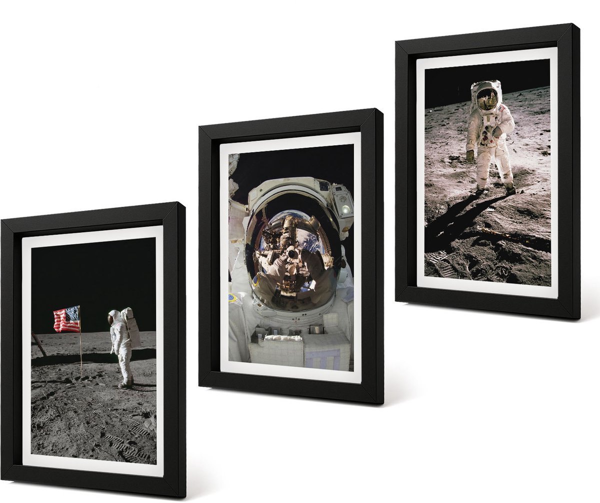Coloray 4-Delige Schilderij Set - Foto's van astronauten die op de maan landen - 20 x 30 cm - Wanddecoratie - Muurdecoratie - Woonkamer - Stijlvolle Muurdecoratie