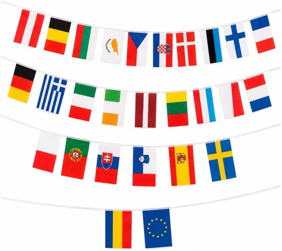 Set van slingers met vlaggen van Europese landen op een witte achtergrond.