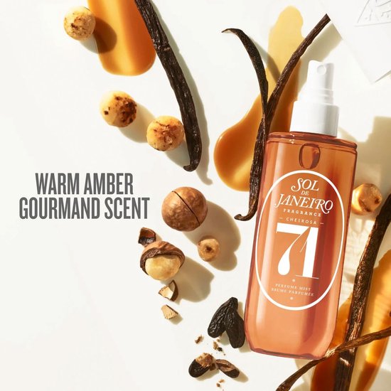 Een flesje Sol de Janeiro Cheirosa 71 parfum mist met vanillestokjes en macadamianoten.