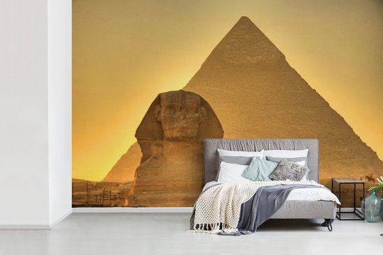 Papier peint photo en vinyle - Le Sphinx de Gizeh dans la lumière du soir en Egypte largeur 360 cm x hauteur 240 cm - Tirage photo sur papier peint (disponible en 7 tailles)