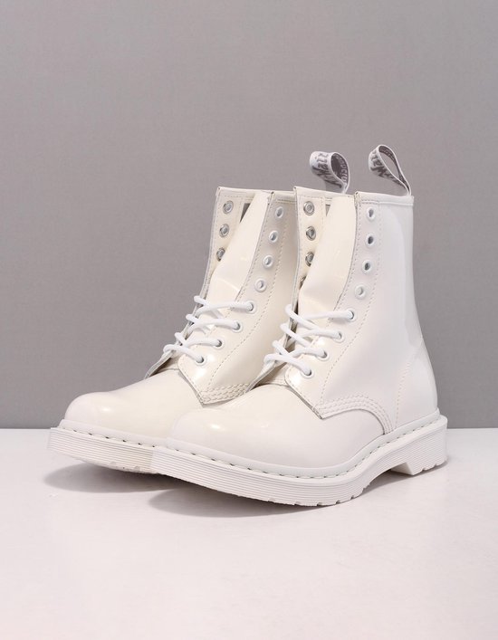 Dr. Martens 1460 mono boots dames wit 26728100 white patent lak 40 | bol.com