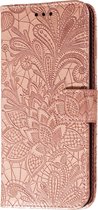 Apple iPhone 12 Pro Max Hoesje - Mobigear - Flowers Serie - Kunstlederen Bookcase - Roségoud - Hoesje Geschikt Voor Apple iPhone 12 Pro Max