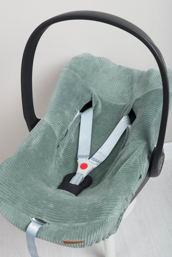 Baby's Only Baby autostoelhoes universeel Sense - Hoes voor de autostoel - Groep 0+ - Kiezelgrijs - Zachte rib corduroy stof - Geschikt voor 5-puntsgordel van Baby's Only — afbeelding 2