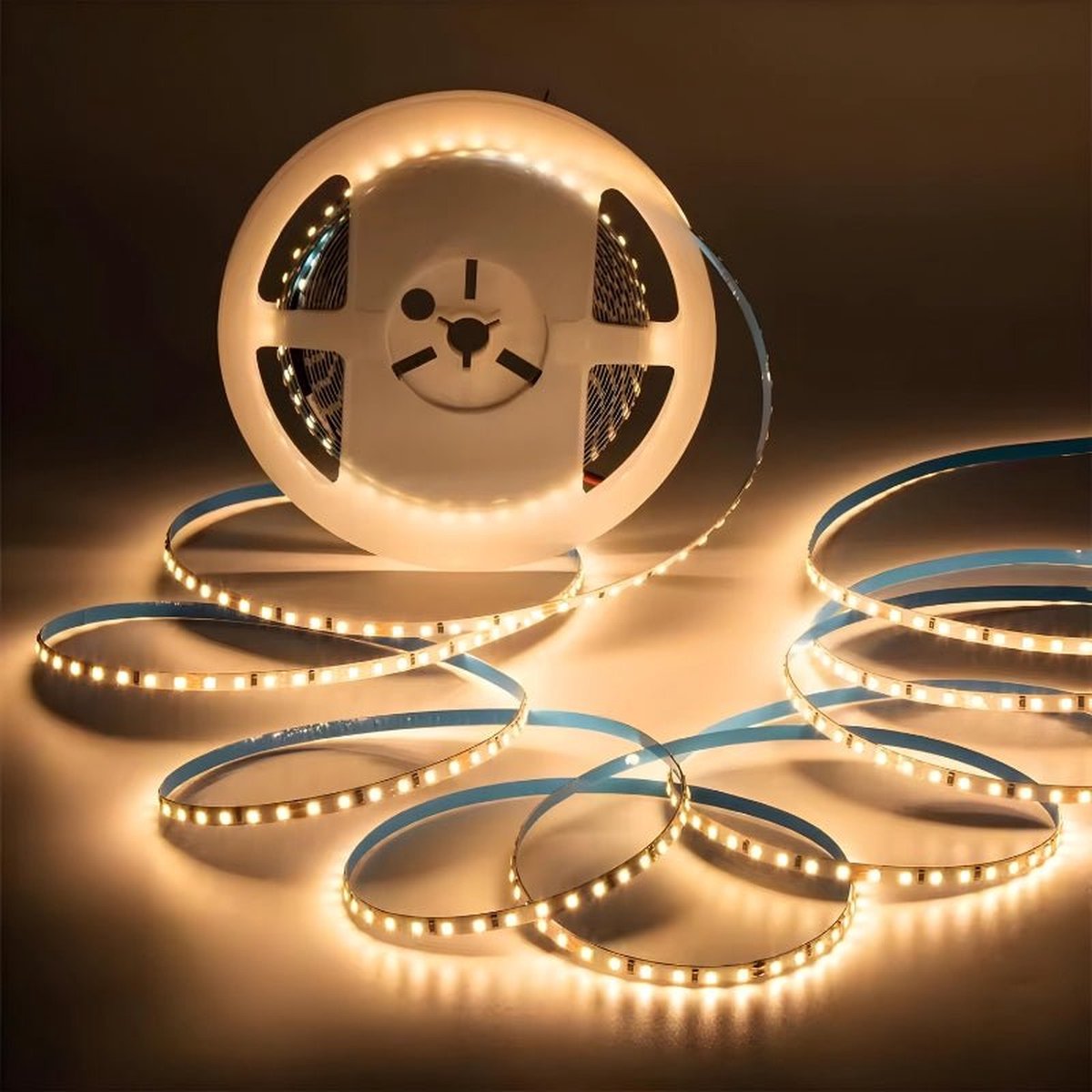 Silumen Dunne LED-strip 5mm 24V IP20 210LED/M 5M - Warm wit licht - Overig - Wit Chaud 3000K - SILUMEN Andere