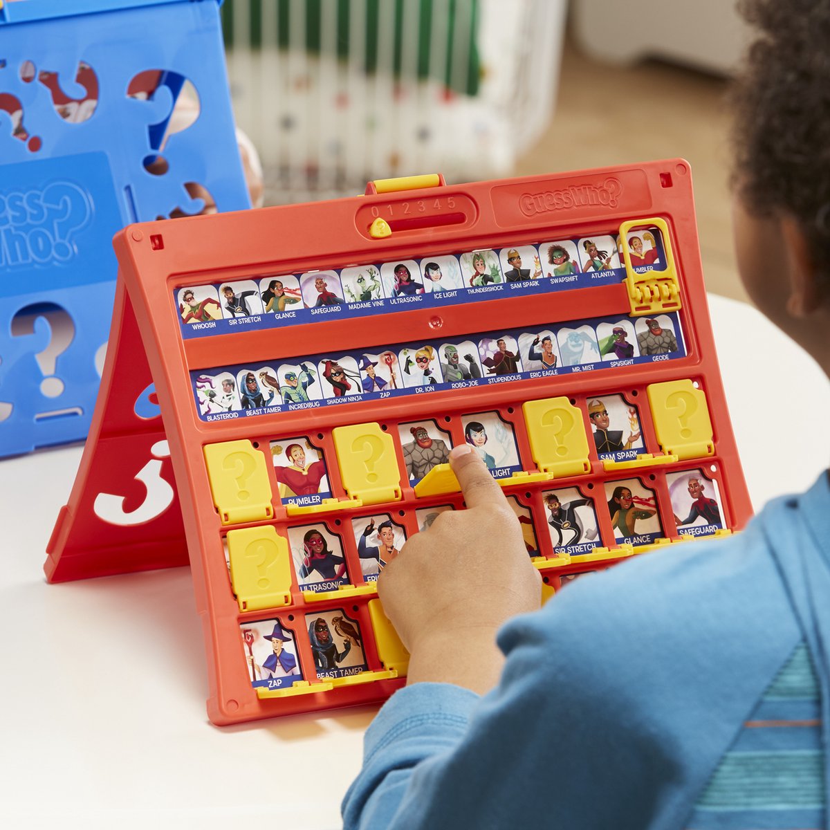 Wie is het? - Kinderspel Nieuwe editie - Hasbro Gaming — afbeelding 4