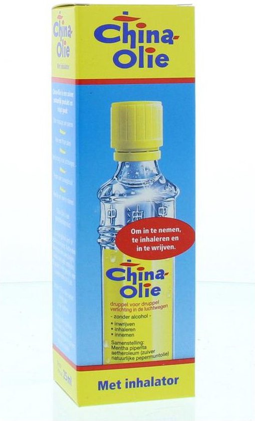 Gele verpakking met flesje China Olie en inhalator. "Met inhalator" op rode band. Beschrijft gebruik.
