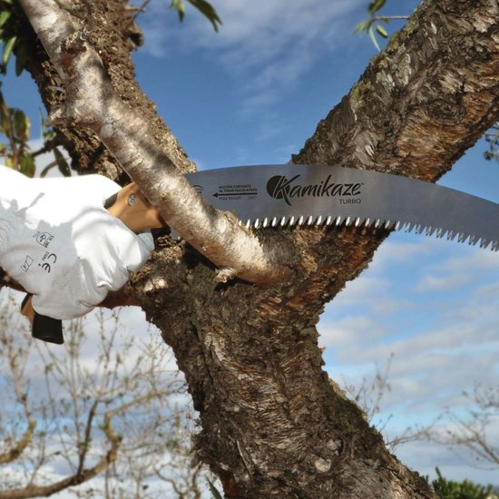 Scie à branche courbée ergonomique 330 mm SK-4 acier avec couvercle