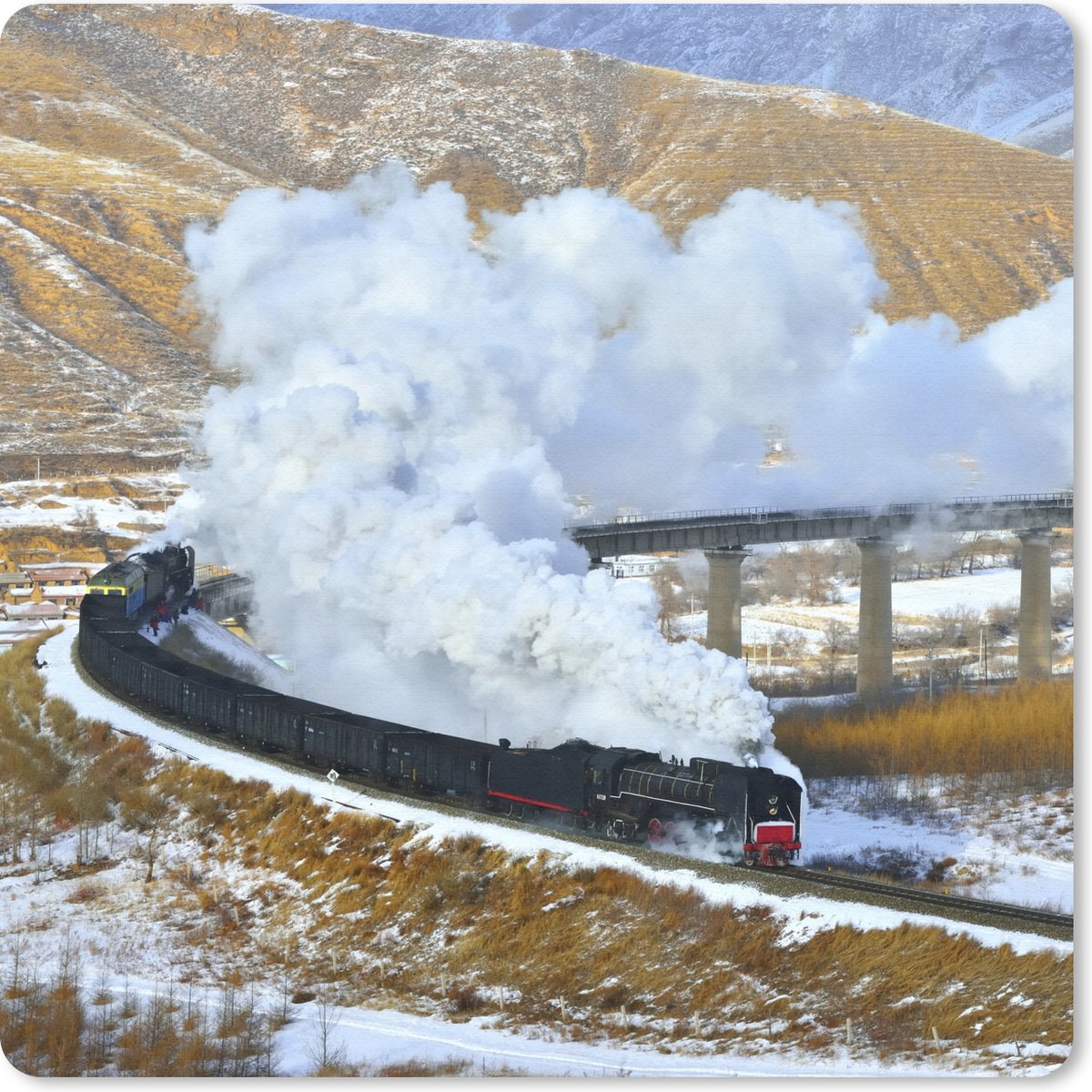 Muismat 20x20 cm - Mousepad Een stoomtrein op een karakteristieke brug - Muismatten