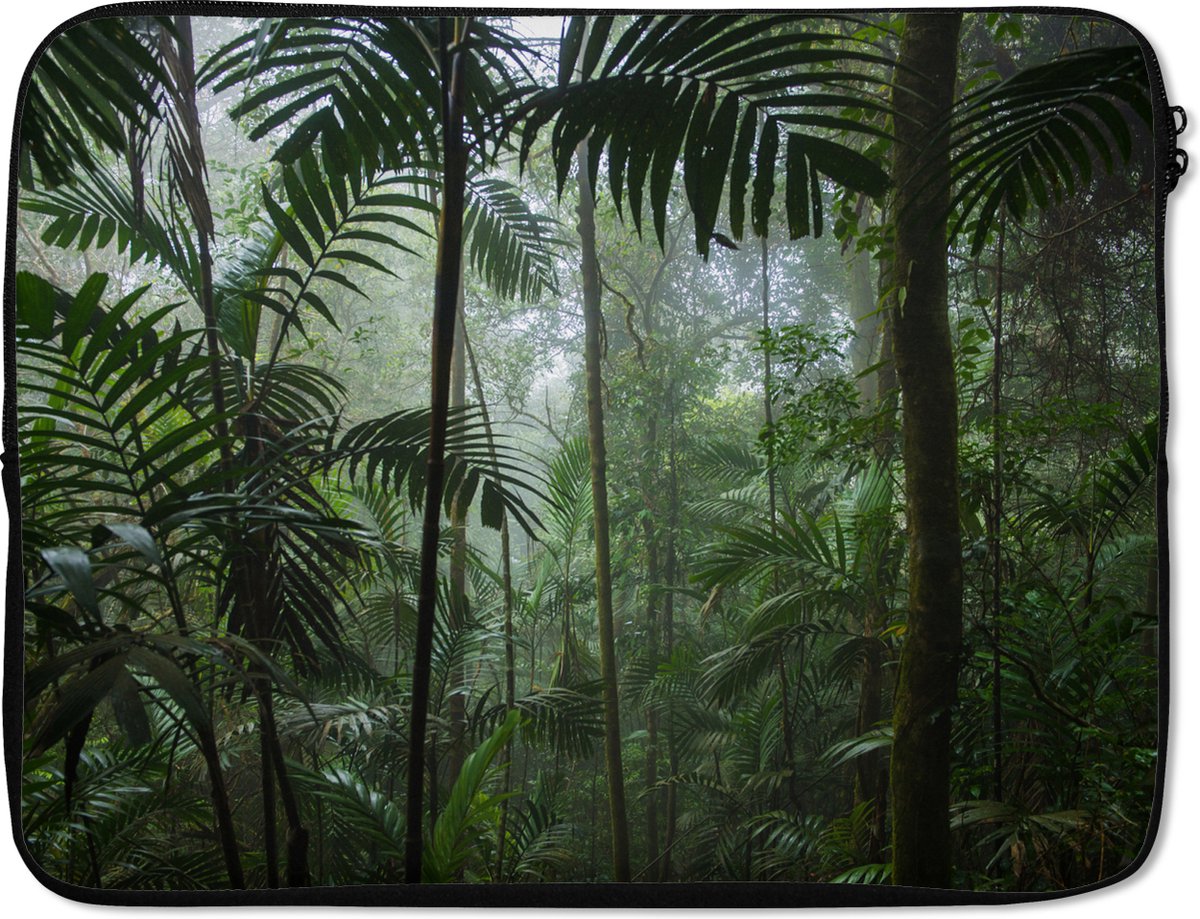 Laptophoes 17 inch - Regenwoud - Tropisch - Jungle - Bomen - Planten - Laptop sleeve - Binnenmaat 41x28 cm - Zwarte achterkant
