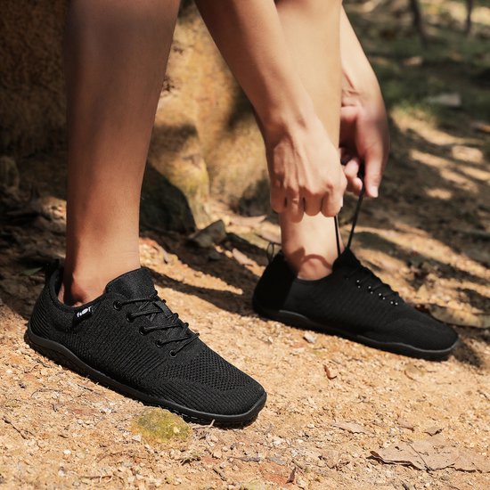 Geweo Chaussures pour femmes Barefoot - Chaussures de sport Baskets pour femmes - Chaussures de Fitness - Chaussures de course - Textile Tricot Respirant - Semelle Plate - Zwart - 42