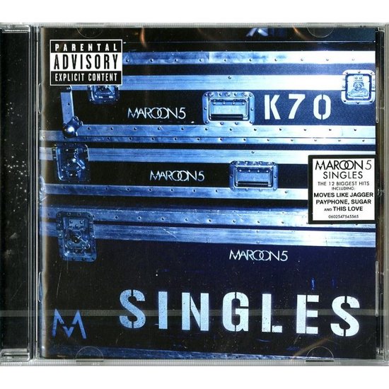 CD-hoes van Maroon 5 - Singles met een flightcase-ontwerp en 'Parental Advisory' sticker.