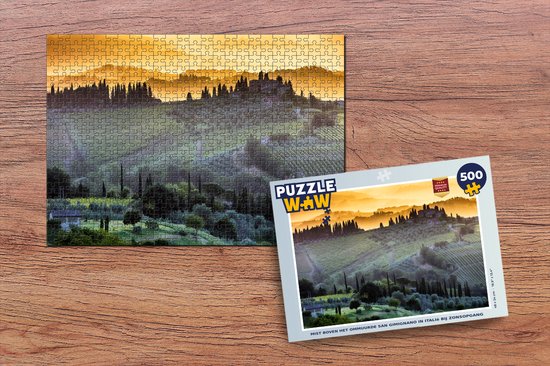 Puzzle Brume sur les fortifications de San Gimignano en Italie au lever du soleil - Puzzle - Puzzle de 500 pièces