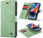 Casemania Hoesje Geschikt voor Apple iPhone 14 Pistache Green - 2 in 1 Magnetic Book Case