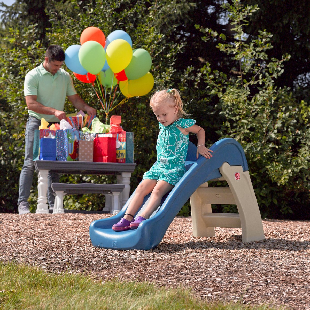Step2 Play & Fold Jr. Glijbaan in blauw - Opvouwbare glijbaan voor peuter / kind van 1,5 tot 4 jaar - Plastic kinderglijbaan voor de tuin / buiten — afbeelding 2
