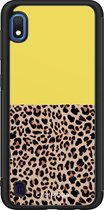 Casimoda® hoesje - Geschikt voor Samsung Galaxy A10 - Luipaard Geel - Zwart TPU Backcover - Luipaardprint - Geel