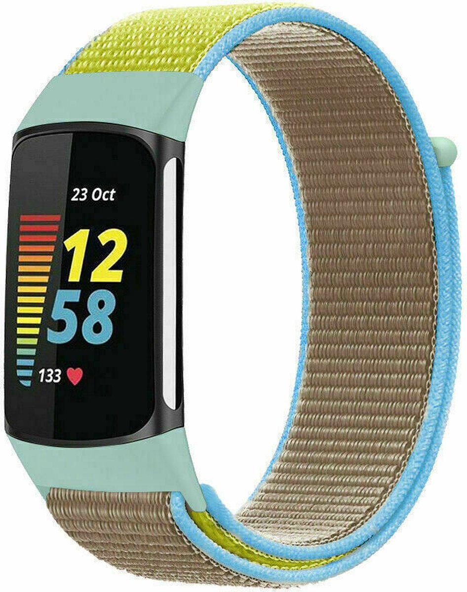 Nylon Smartwatch bandje - Geschikt voor Fitbit Charge 5 / Fitbit Charge 6 nylon bandje - camel - Strap-it Horlogeband / Polsband / Armband