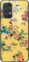 Casimoda® hoesje - Geschikt voor Samsung Galaxy A32 4G - Bloemen geel flowers - Luxe Hard Case Zwart - Backcover telefoonhoesje - Geel