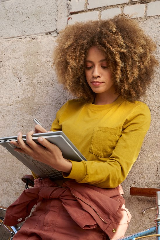 HP Pavilion x360 14-dw1701nd - 8 GB RAM, 256 GB SSD, 14 inch touchscreen