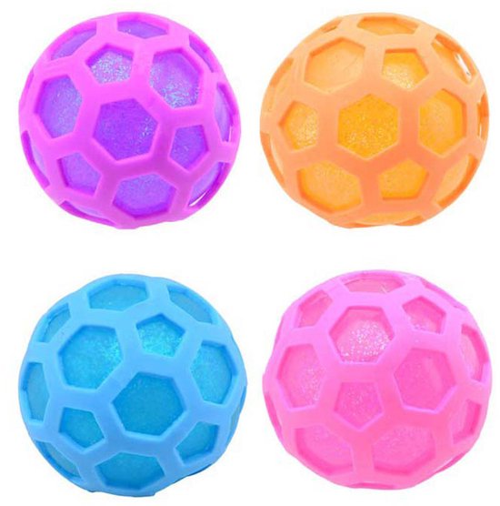 Vier glitter knijpballen in paars, oranje, blauw en roze, met zeshoekig patroon.