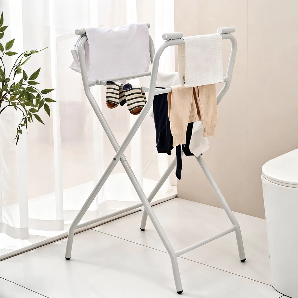 Dailygoods Babybadje met standaard, opvouwbaar badje met antislip standaard, badmat en badinzet voor pasgeborenen en peu