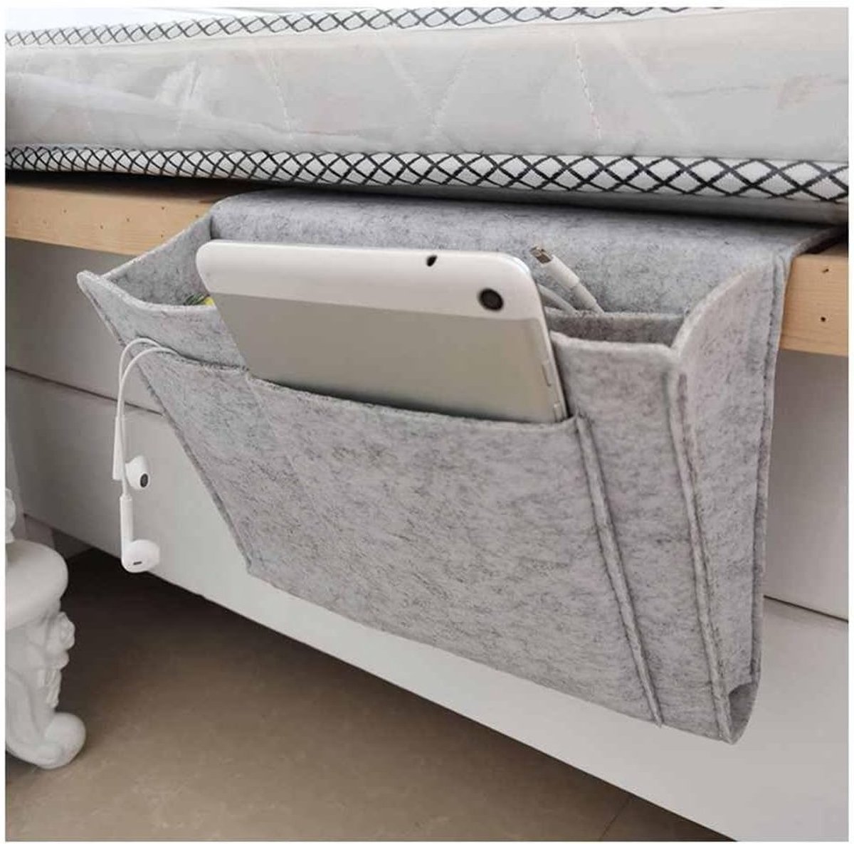 Felt Bedside Organizer met 5 Vakken voor Boeken, Bril, Telefoon en Tablet - Antislip Opbergzak voor Bed en Bank in Lichtgrijs