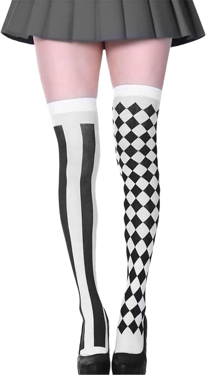 Vrouwelijk clown kostuum voor carnaval met accessoires, zwart-wit harlekijn, pantomime en lange kousen