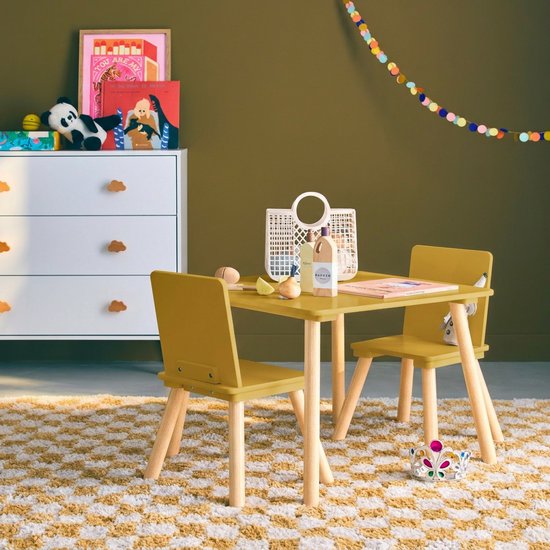 sweeek - Kindertafel vierkant met 2 stoelen grenenhout - judith van Sweeek — afbeelding 2
