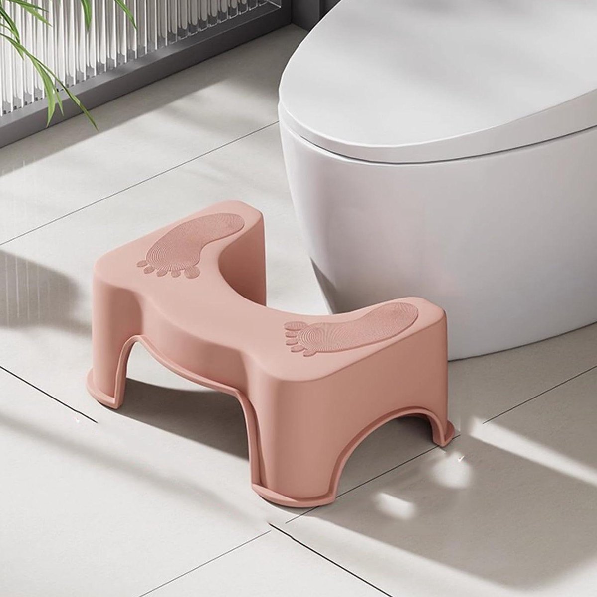 Toilet Krukje - Voetenbank Badkamer - Comfortabele Houding - Ergonomisch Gebogen Ontwerp - 39x25x17 cm - Roze