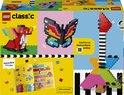De achterkant van een LEGO Classic-doos, met voorbeelden van bouwwerken: draak, vlinder, gitaar en instructies.