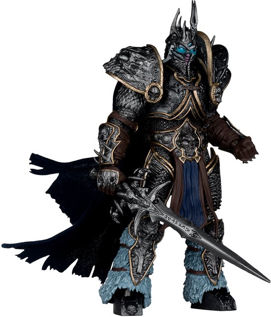 World of Warcraft The Lich King actiefiguur in gedetailleerd zwart en goud harnas met blauwe accenten.