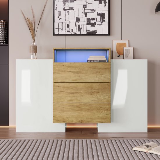 Wit dressoir met houten front met 3 lades. Het open vak boven de lade heeft blauwe verlichting.