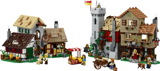 Gedetailleerde weergave van de LEGO Icons Middeleeuws stadsplein set met molen, taverne en wachttoren.