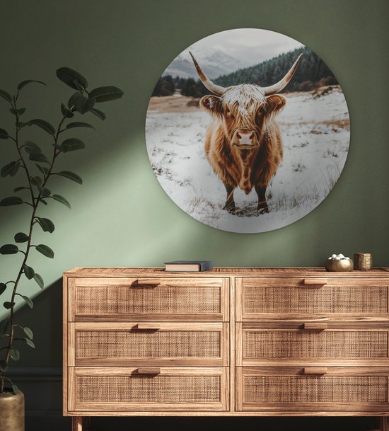 WallCircle® Wandcirkel 90x90 cm - Muurcirkel Schotse Hooglander - Landschap - Sneeuw - Bergen - Winter - Muurdecoratie woonkamer - Wanddecoratie slaapkamer - Kamer decoratie accessoires - Ronde schilderijen