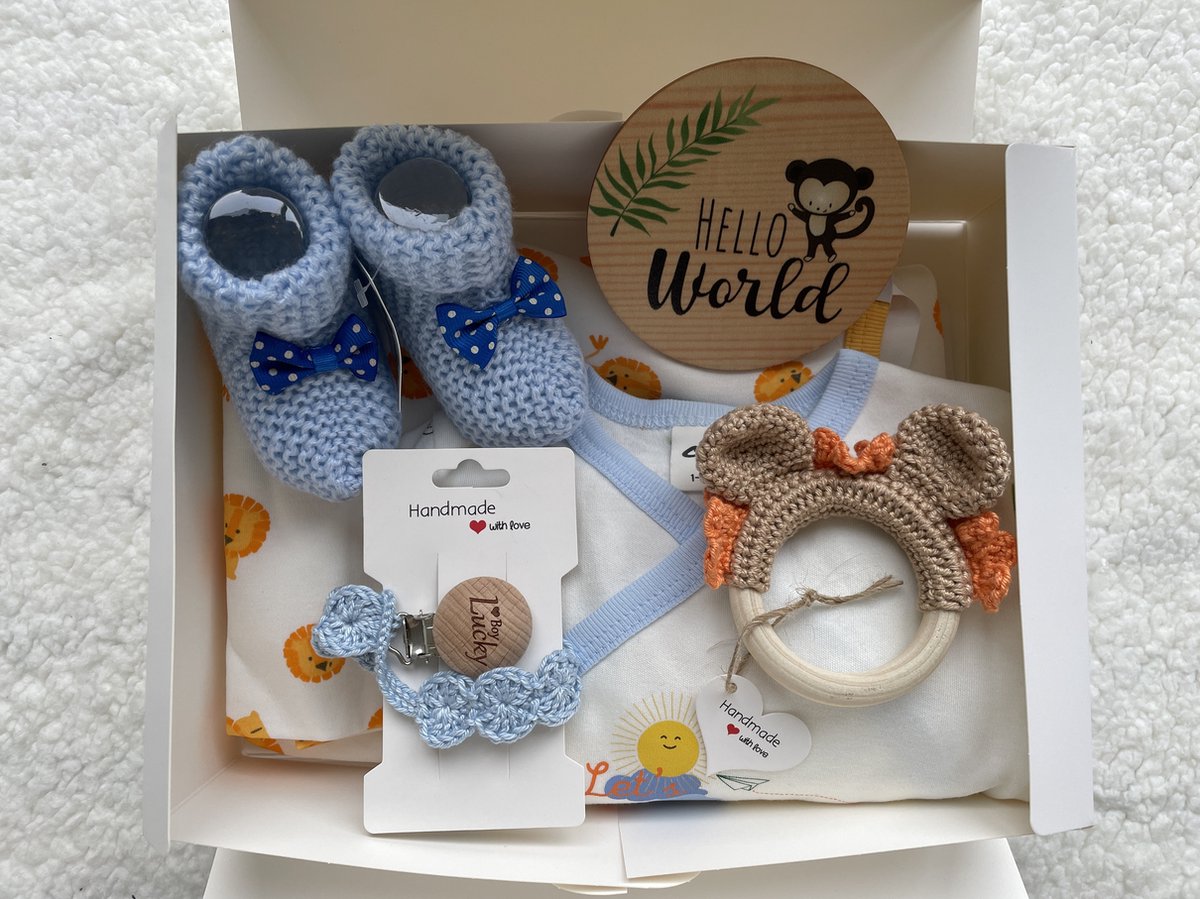 Goedkoopste Maminobaby.nl - Let's go - Baby Geschenkset jongens | Newborn kledingset | Handmade Bijtring | Handmade speenkoord | Kraamcadeau | Babyshower