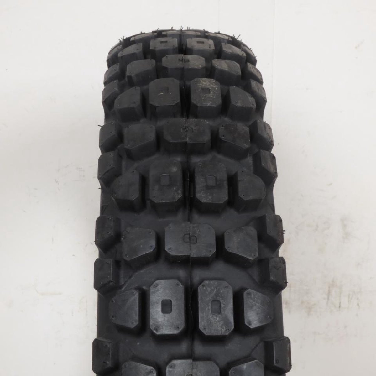 band 110-80-18 deli voor moto gilera 50 smt 2011 tot 2017 sb-107 / 3.50-18 / 4.10-18 nieuw