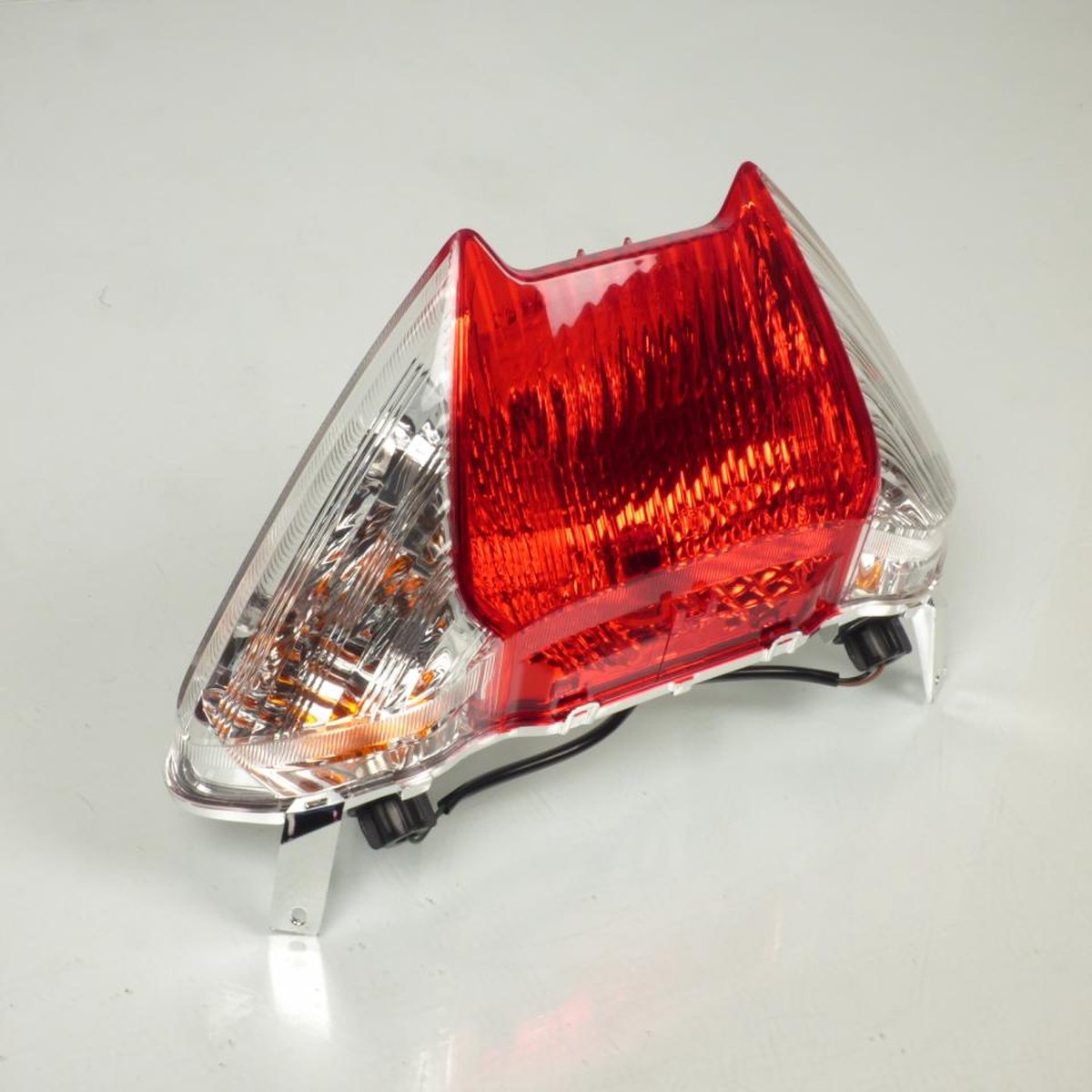 achterlicht mad voor scooter 312 500 8698 2008 tot 2011 nieuw